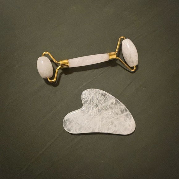 Gua Sha + Face Roller | Clear Quartz set - Picture 7 of 7
